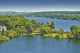 After a few years, jack wrather began to make plans for a new hotel on the parking lot between the inn at the park and the anaheim convention center. The Royal Inn Park Hotel Fasanerie Neustrelitz Schnappchen Sichern