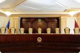 Stabilirea categoriilor de persoane pasibile de înregistrarea convorbirilor telefonice motivarea deciziei nr.534. Curtea ConstituÈionalÄ A Romaniei