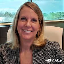 Danna Gardner's Instagram, Twitter & Facebook