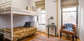 Overview Of Yellow Block Bnb Group Accommodation In Brooklyn Nyc Quarto Jovem Quarto