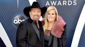 Garth brooks's net worth is around $400 million as of 2021. Garth Brooks Net Worth 2021 Famous Country Singer Icharts