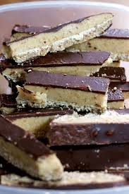 Barres Gourmandes Facon Twix Vegan Sans Cuisson La France Crue Gateaux Et Desserts Desserts Sans Cuisson Recette