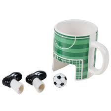 Golf, tennis, soccer and even bowling all have an. Fotbolls Mugg