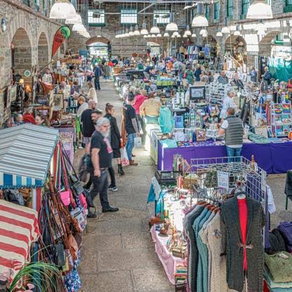 ⭐️It's Saturday and here are just a few reasons why you should visit the  brilliant Tavistock Pannier Market, 🤩BRITAINS BEST INDOOR MARKET 2025🤩  today 😊 👋We look forward to welcoming you #visittavistock #