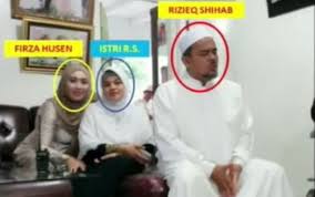 Dia dituntut enam tahun penjara oleh jaksa penuntut umum. 5 Fakta Pencekalan Habib Rizieq Di Arab Saudi Okezone Nasional