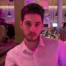 Alex Fedak's Instagram, Twitter & Facebook