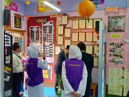 He died on december 6, 1990 in kuala lumpur, malaysia. Tahniah Smk Tunku Abdul Rahman Johan Bilik Sumber Ppda 2019 Berita Gps Bestari