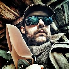 Torbé Custom Knives