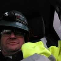 20+ "Mark Streets" profiles