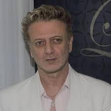 Rohit Bal cremated in Delhi, fashion fraternity bigwigs attend funeral