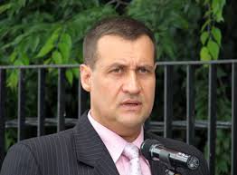 Gorj: Schimbare de prefect. Victor Banța, posibilul înlocuitor al lui  Iulian Popescu