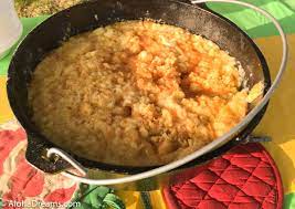 Drain 1 can of the peaches. Best Dutch Oven Peach Cobbler Aloha Dreams