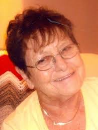 Sandra Hillman's Instagram, Twitter & Facebook