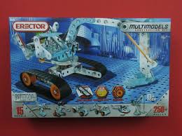 Erector Multimodels Construction Set 6515 With Over 250 Pieces New Construction Sets Erector Set Moms Life Easier