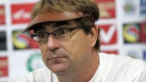 BREAKING NEWS: Coach Robert Mundur dari PSM Makassar? Ini Bukti yang  Beredar di Media Sosial