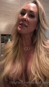 Brandi Love () Brandilove - Squirt Bundle Back By Popular Demand My Five  Best Soaking Wet Squirti 16-02-2021 - XFantazy.com