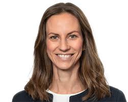 Linda Erdmann's Instagram, Twitter & Facebook