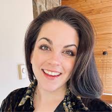 Walking back into the office after maternity leave feels like a mix of  confusion, excitement and sadness. I really didn't realize until I had my  first baby, how important it is to