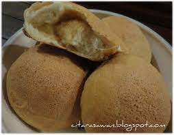 400 g high protein flour 100 g cake flour 25 gr milk powder 10 gr instant yeast 150 grams sugar 3 egg yolks. Rotiboy Mexican Coffee Bun Resepi Terbaik
