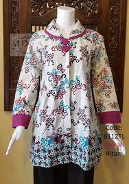 Beli blouse dan kemeja kerja wanita formal/casual terbaru model lengan pendek/panjang warna polos, motif dan corak batik kualitas import semua ukuran. Model Baju Batik Wanita Lengan Panjang Untuk Kerja Busana Batik Model Pakaian Batik