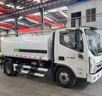 China High Quality International Water Tank Truck 5CBM ...