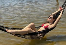 Alessandra Zambellis feet