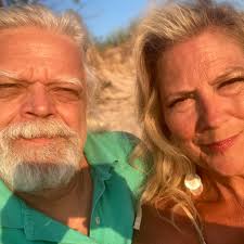 Marshall football mourns loss of legendary coach