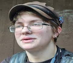 A L I C E ' S A D V E N T U R E S I N