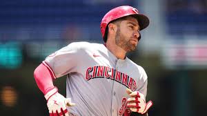 Austin Wynns hits home run in Reds' finale win over Marlins