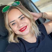 Amanda Edgington's Instagram, Twitter & Facebook