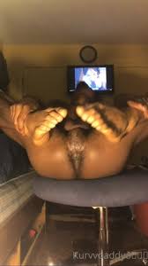 OF: KURVDADDY) Str8 thug shows ass and feet for $$$ - ThisVid.com