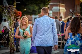 Call ranae today for all your floral needs. Prom On Main Held For Tazewell County Students Town Of Tazewell