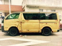 トヨタハイエースをパンプキンスープベースで刷毛塗りエイジング全塗装 刷毛 ハケ ローラーで車をdiyで全塗装しよう ハイエース トヨタハイエース 車