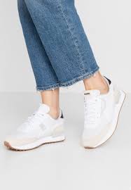 Expedited shipping is not available for orders shipping to apo/fpo. Puma Future Rider Sneaker Low White Tapioca Black Weiss Zalando De