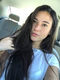 Angie Varona