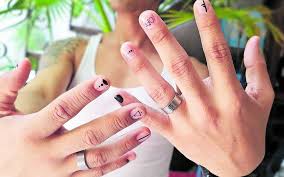 Fotos de uñas acrílicas decoradas 2021: Unas Decoradas Para Hombre Diario De Queretaro Noticias Locales Policiacas De Mexico Queretaro Y El Mundo