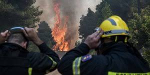 Maybe you would like to learn more about one of these? Eyboia Se E3eli3h Kai H Fwtia Sthn Istiaia Mainetai Se Tria Metwpa Ellada Iefimerida Gr