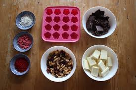 Mit unseren rezepten kannst die kleinen köstlichkeiten einfach selber machen! Pralinen Selber Machen Todsicheres Rezept Fur Anfanger