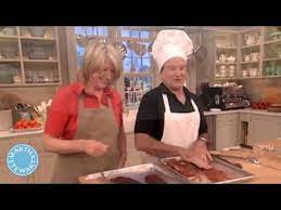 Robin Williams Laughs And Cooks Alongside Martha Stewart Martha Stewart Youtube