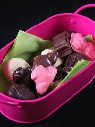 Recette Chocolats De Paques De Noel Ou De Tous Les Jours Chocolat Paques Recette Chocolat Chocolat