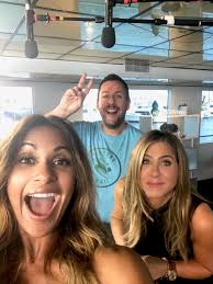 But adam sandler, trying his best? Jennifer Aniston Reveals Her Favourite Rachel Storyline From Friends Talks Murder Mystery With Adam Sandler Etcanada Com
