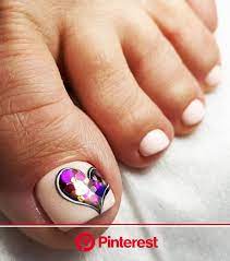 Hoy aprenderás los mejores diseños para pedicure y diseños para uñas pies de moda, pedicure y podemos hablar de uñas demasiado elaboradas, o bien apostar por diseños sencillos y fáciles. 30 Pretty Pedicure Designs To Inspire Your Next Appointment Disenos De Unas Pies Unas De Pies Sencillas Manicura De Unas Clara Beauty My