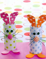 Lapin De Paques Carton Papier Boutons Fils Basteln Fruhling Ostern Basteln Ideen Ostern Klopapierrollen Basteln