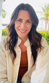 Kathy Jorge's Instagram, Twitter & Facebook