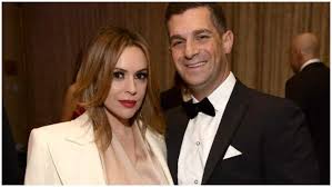 Sur le plateau de @pabl0mira, @alice___david dévoile son expérience en tant que doubleuse de la célèbre. Who Is Alyssa Milano S Husband Dave Bugliari Heavy Com