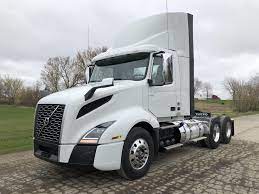 6 Image 2020 Volvo Day Cab For Sale Volvo Volvo Trucks Volvo Cars