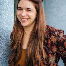 Kristin Ladd's Instagram, Twitter & Facebook