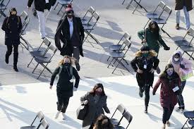 19, the presidential inauguration committee plans to hold a lighting ceremony around the lincoln memorial reflecting pool to pay homage to the more than 350,000 americans who died from the coronavirus. Bjbhqk2x5lathm