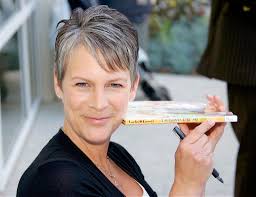 Jamie Lee Curtis signs new book in O.C.
