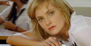 U vrtlogu laži (Circle of Lies, 2012)